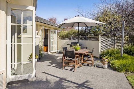 Photo of property in 51 Shelter Grove, Frankleigh Park, New Plymouth, 4310