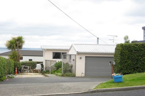 Photo of property in 1300 Whangaparaoa Road, Army Bay, Whangaparaoa, 0930
