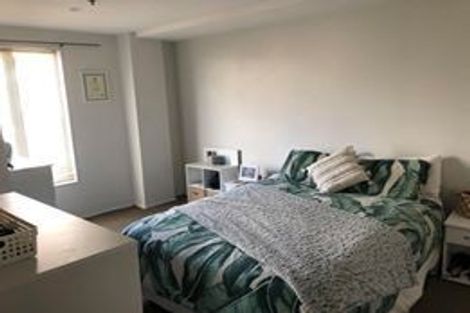 Photo of property in Courtenay Apartments, 402/120 Courtenay Place, Te Aro, Wellington, 6011