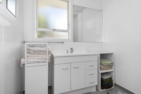 Photo of property in 404a Otumoetai Road, Otumoetai, Tauranga, 3110