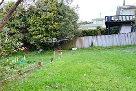 Photo of property in 5 Celeste Place, Totara Vale, Auckland, 0627