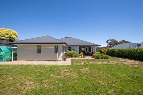 Photo of property in 21 Les Wakefield Road, Mapua, 7005