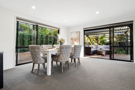 Photo of property in 82 Reynolds Road, Pukekohe, 2120