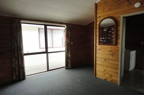 Photo of property in 40 Airfield Road, Takanini, 2112