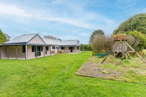 Photo of property in 205 Valley Views, Fitzherbert, Palmerston North, 4472