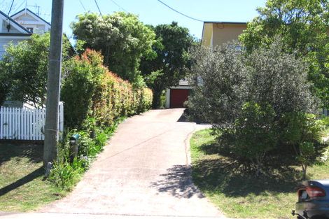 Photo of property in 2/27 Wolsley Avenue, Milford, Auckland, 0620