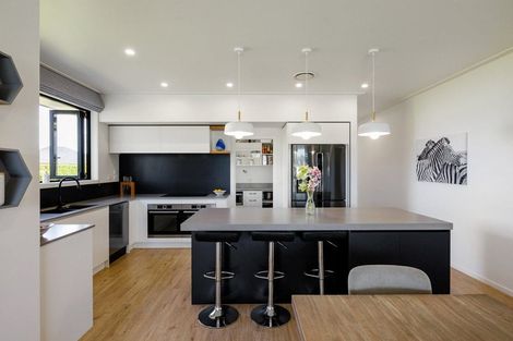 Photo of property in 2 Moemoea Place, Cambridge, 3434