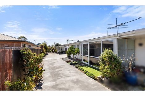 Photo of property in 2/519 Hereford Street, Linwood, Christchurch, 8011