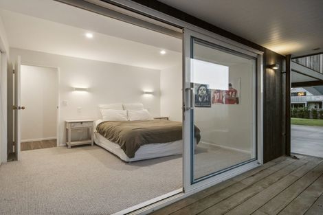 Photo of property in 112 Karewa Parade, Papamoa Beach, Papamoa, 3118