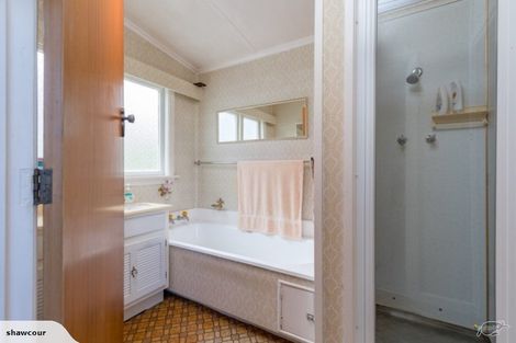 Photo of property in 12 Whanake Street, Titahi Bay, Porirua, 5022