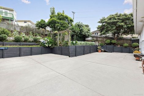 Photo of property in 1/20 Hogans Road, Glenfield, Auckland, 0629