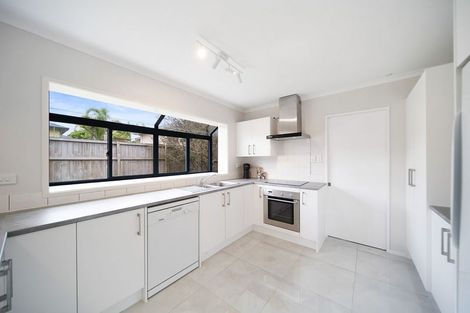 Photo of property in 16 Eastland Road, Flat Bush, Auckland, 2019