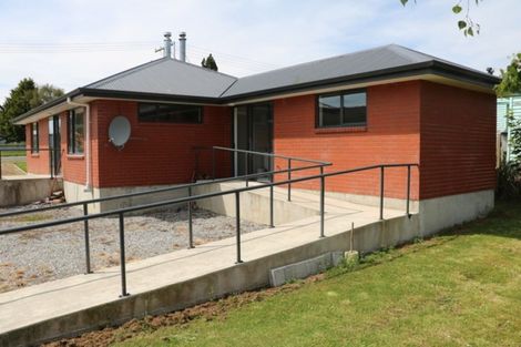 Photo of property in 5 Mill Street, Clinton, 9534