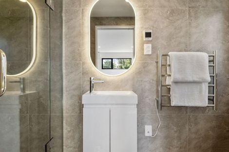 Photo of property in 8/14 Williamson Avenue, Belmont, Auckland, 0622