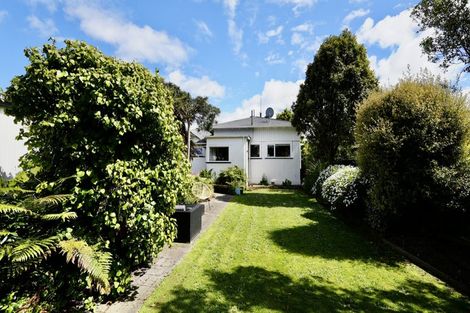 Photo of property in 8 Frederick Street, Terrace End, Palmerston North, 4410