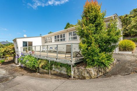 Photo of property in 11 Hillside Terrace, Saint Johns Hill, Whanganui, 4500