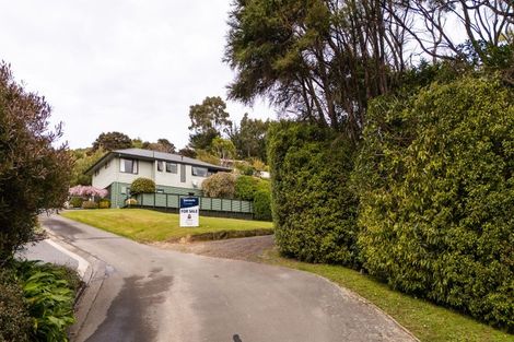 Photo of property in 8 Vangioni Lane, Akaroa, 7520