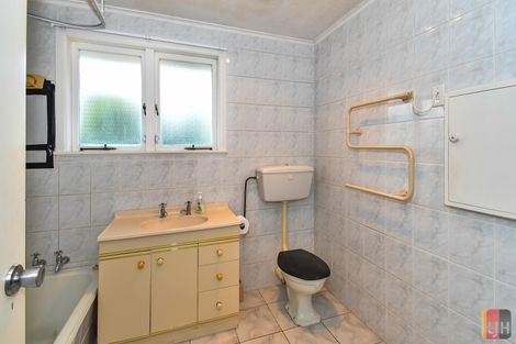 Photo of property in 118 Mahia Road, Manurewa, Auckland, 2102