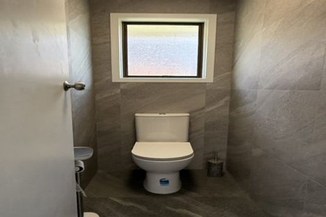 Photo of property in 1/9 Opua Street, Belmont, Auckland, 0622