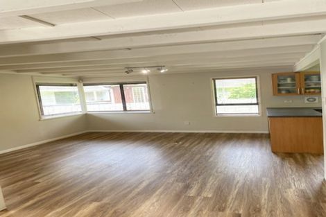 Photo of property in 1/61 Sylvia Road, Hillcrest, Auckland, 0627