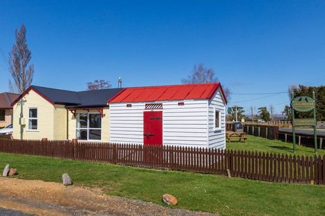 Photo of property in 6 Swansea Street, Middlemarch, 9597