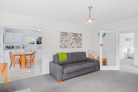 Photo of property in 24 Pembroke Street, Avondale, Christchurch, 8061