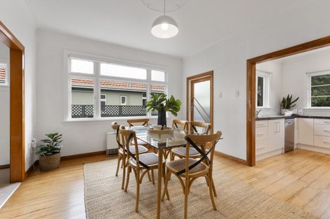 Photo of property in 9 Franklin Avenue, Hokowhitu, Palmerston North, 4410