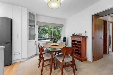 Photo of property in 299 Titirangi Road, Titirangi, Auckland, 0604