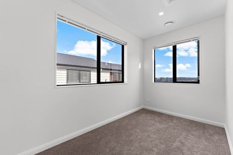 Photo of property in 16 Anehu Place, Greenhithe, Auckland, 0632