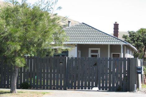 Photo of property in 114 Nayland Street, Sumner, Christchurch, 8081