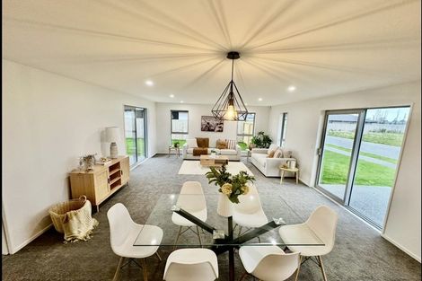 Photo of property in 49 Suffolk Drive, Kirwee, 7571