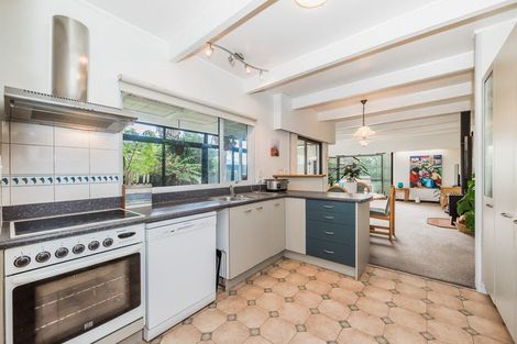 Photo of property in 30 Rimu Street, Waikanae, 5036