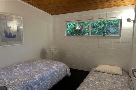 Photo of property in 32 Te Moana Road, Waikanae Beach, Waikanae, 5036