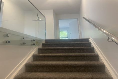 Photo of property in 6c Aralia Road, Sunnynook, Auckland, 0620