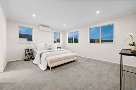 Photo of property in 17 Hughs Way, Flat Bush, Auckland, 2019
