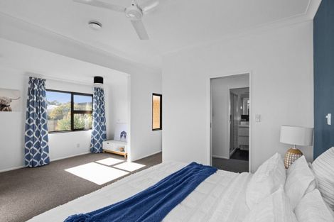 Photo of property in 10 Cassino Crescent, Onekawa, Napier, 4110