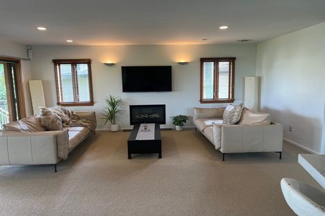 Photo of property in 1/28 Gulf View Road, Murrays Bay, Auckland, 0630