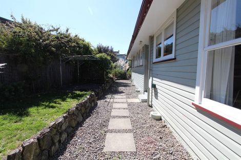 Photo of property in 31 Sunnyview Drive, Brown Owl, Upper Hutt, 5018
