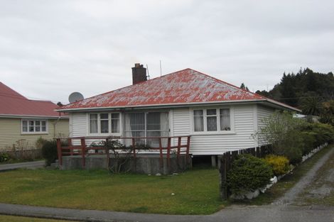 Photo of property in 55 Inverness Street, Dunollie, Runanga, 7803