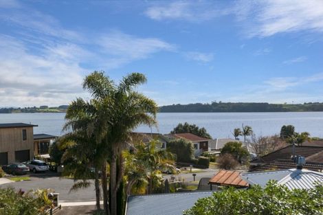 Photo of property in 19 Ruamoana Place, Omokoroa, 3114