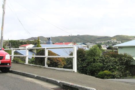 Photo of property in 41 Helston Road, Johnsonville, Wellington, 6037