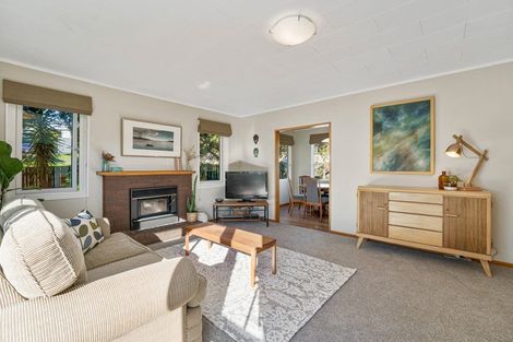 Photo of property in 1 Ash Grove, Ranui, Porirua, 5024