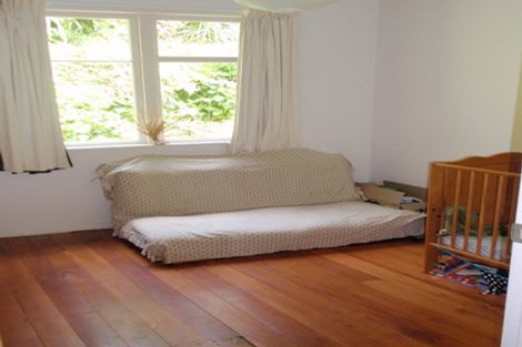 Photo of property in 55 Maungaraki Road, Korokoro, Lower Hutt, 5012