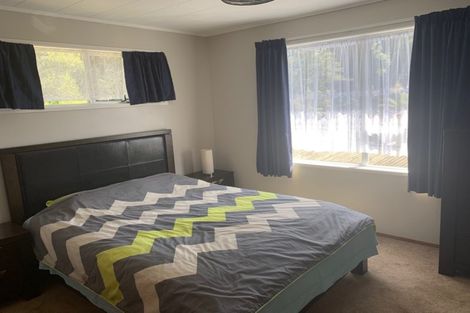 Photo of property in 41 Tamahere Drive, Glenfield, Auckland, 0629