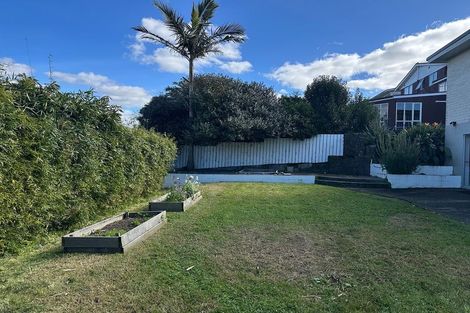 Photo of property in 19 Taitua Drive, Te Atatu South, Auckland, 0610