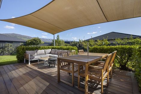 Photo of property in 4 Magnetic Place, Cromwell, 9310