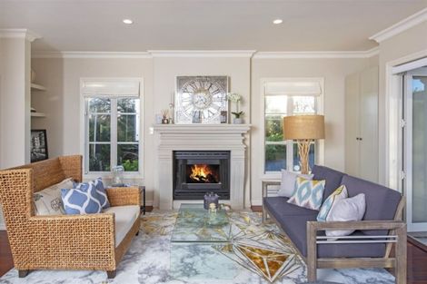 Photo of property in 26 Oliver Twist Avenue, Mellons Bay, Auckland, 2014