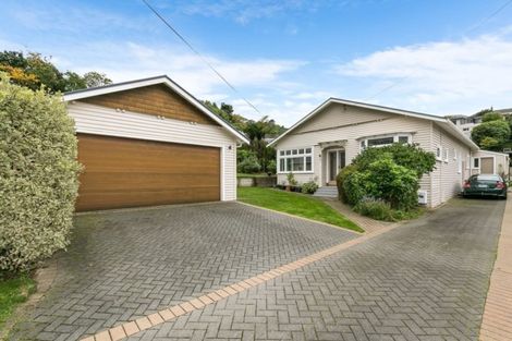 Photo of property in 60 Parkvale Road, Karori, Wellington, 6012