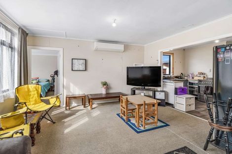 Photo of property in 40 Thyra Street, Dannevirke, 4930