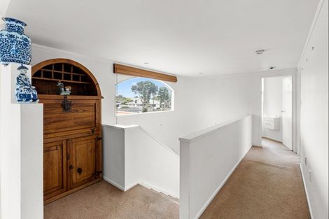 Photo of property in 88 Domett Street, Opunake, 4616